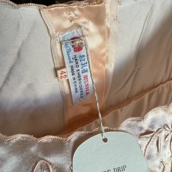 NOS Vintage 100% Silk Peach Embroidered Gown sz 42 NWT AS IS